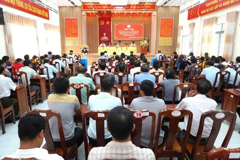 Hội nghị tiếp xúc cử tri sau kỳ họp thứ hai HĐND tỉnh Đắk Lắk khóa XI và HĐND xã Ea Ô khóa VII